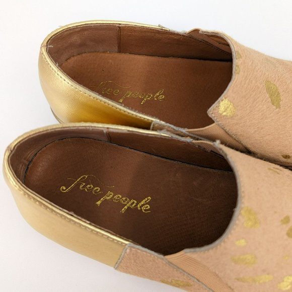 Free People Varsity Sneakers 8 Metallic Gold Calf Hair Leather Slip Ons Comfort - Picture 3 of 13